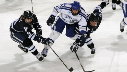 开云体育登录-奥运周期阴影下的西甲焦点战，皇家社会如何撕碎马德里竞技的钢铁防线