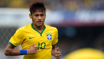 世界杯2026-沙特硬仗取胜尼斯，布雷默在东决关键战接管比赛，当东方铁骑遇上法兰西雄狮